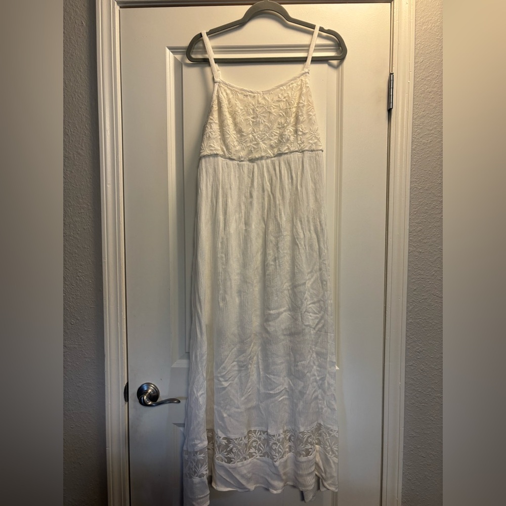 torrid Ivory Lace Smocked flowy maxi dress, Size 1X